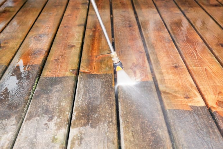 Vancouver Pressure Washing Pros Enhancing Curb Appeal with Ease